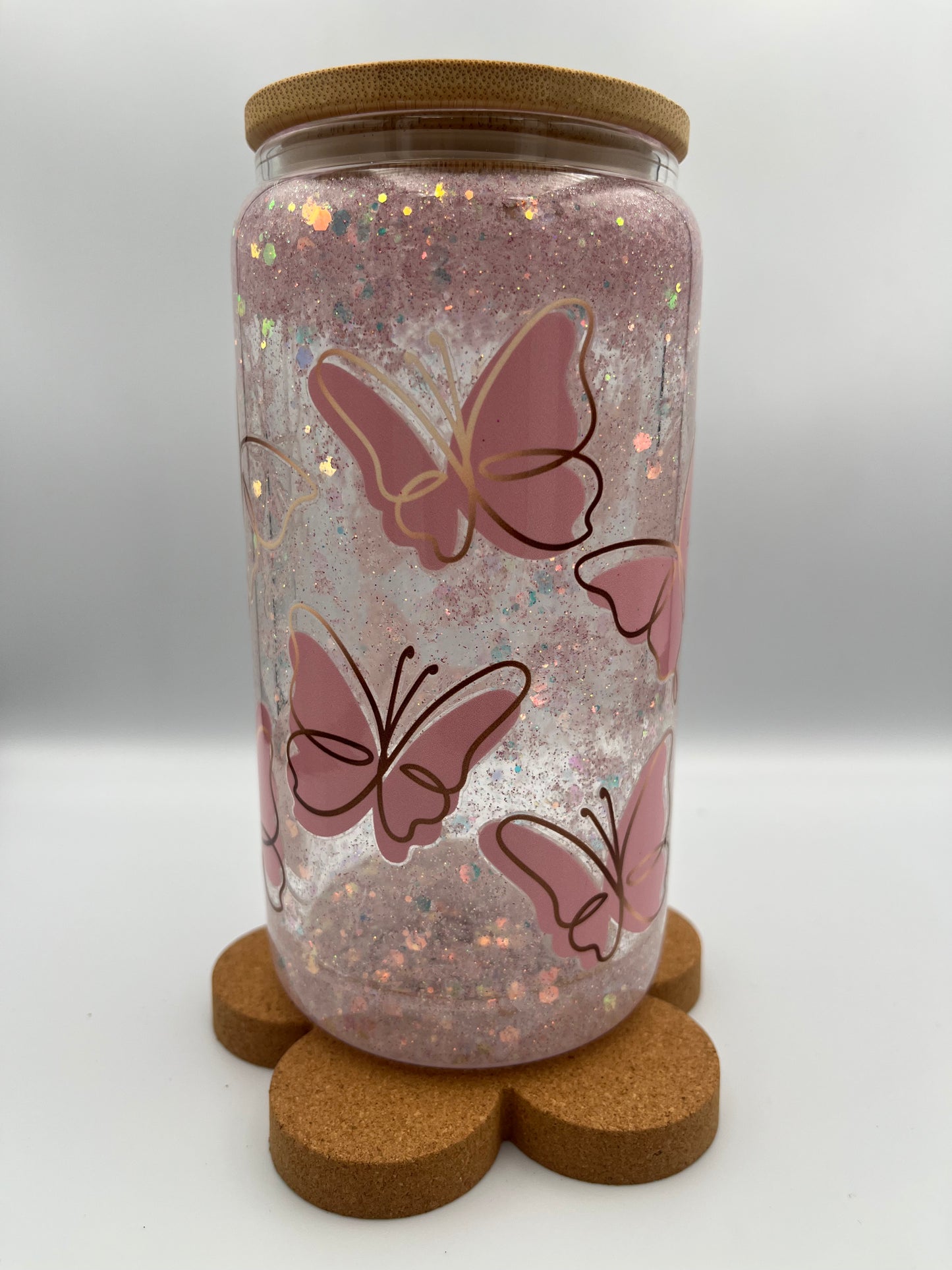 Sparkling Elegance: 500ml Snow Globe Glass Tumbler with Pink Glitter & Butterfly Print